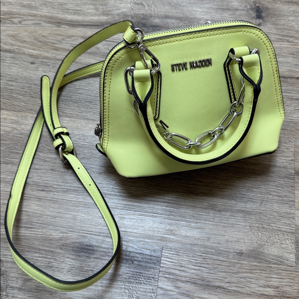 STEVE MADDEN SMALL CROSSBODY SHOULDER BAG